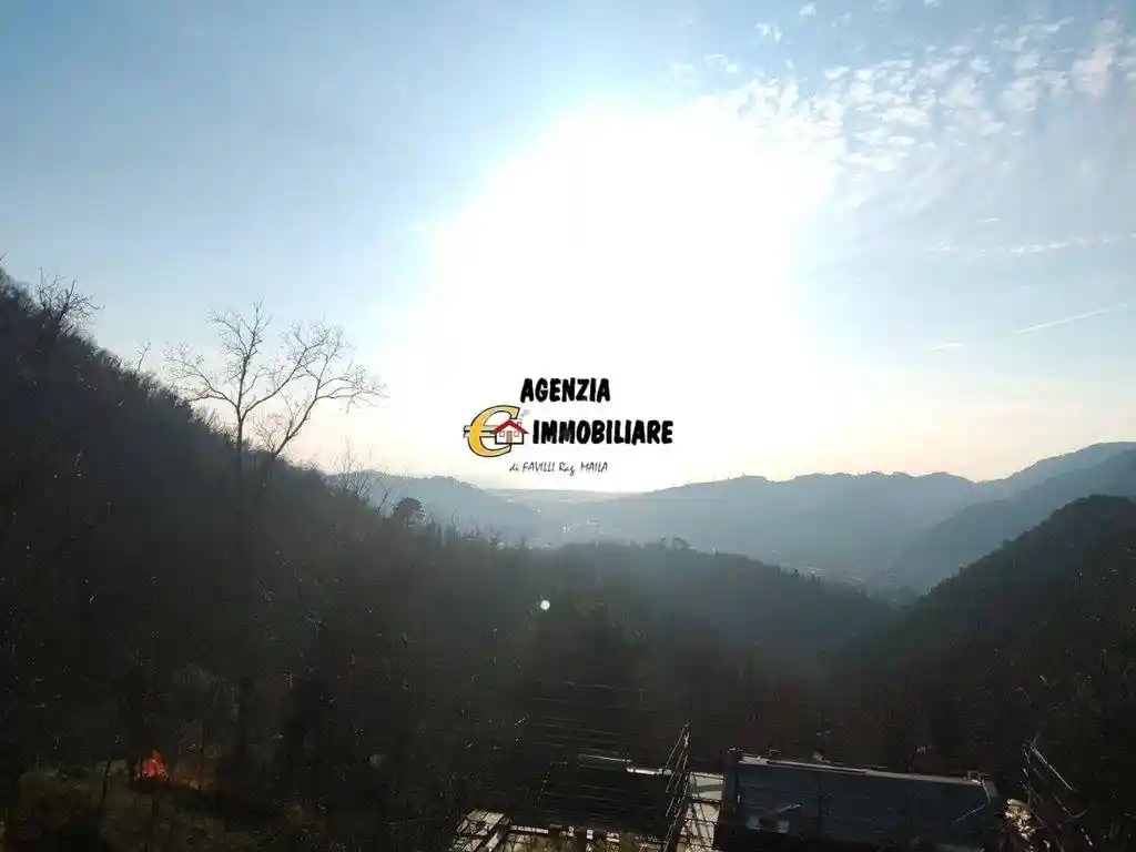 Villa in vendita a Camaiore