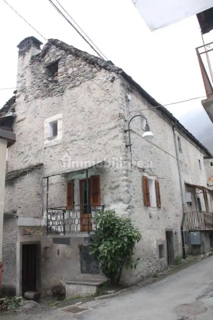 Casa indipendente in vendita a Crevoladossola