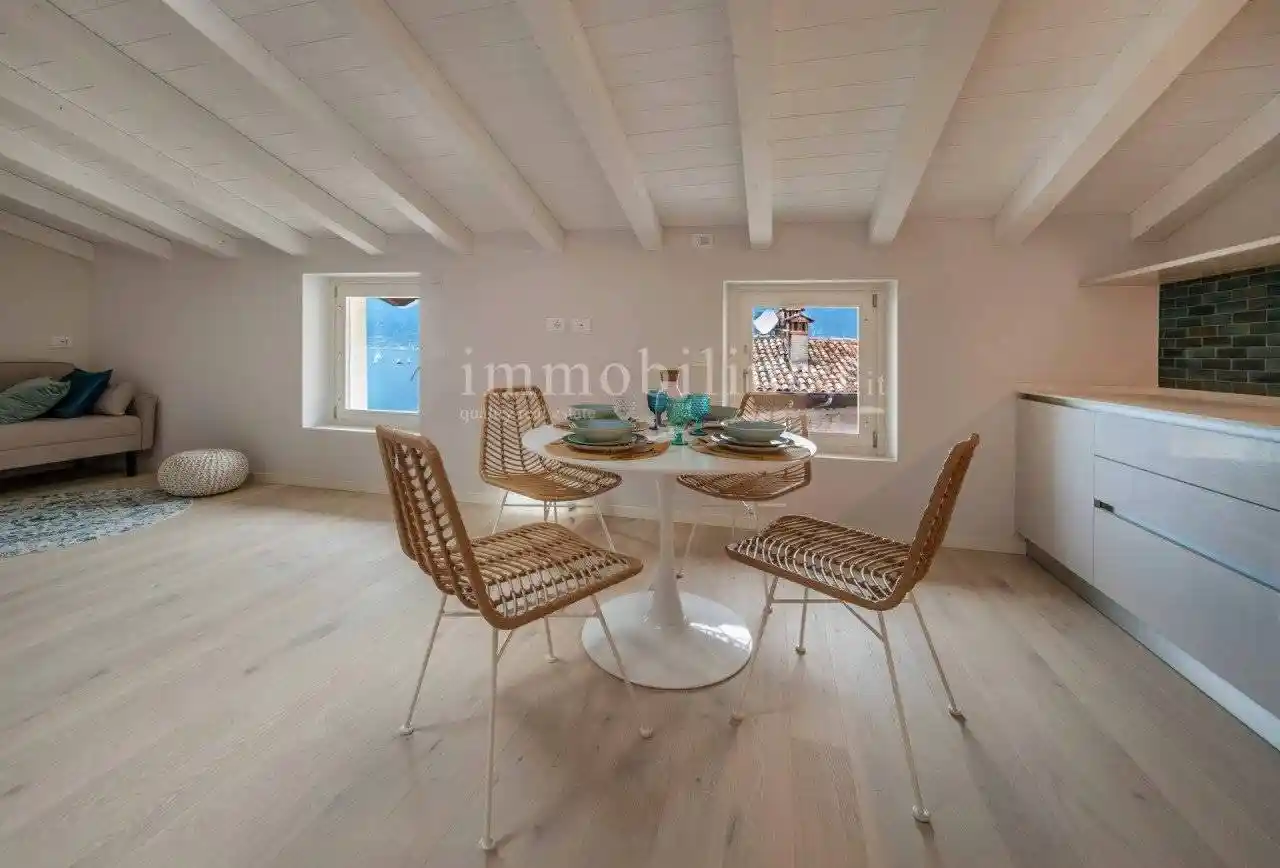 Attico - Mansarda in vendita a Brenzone sul Garda