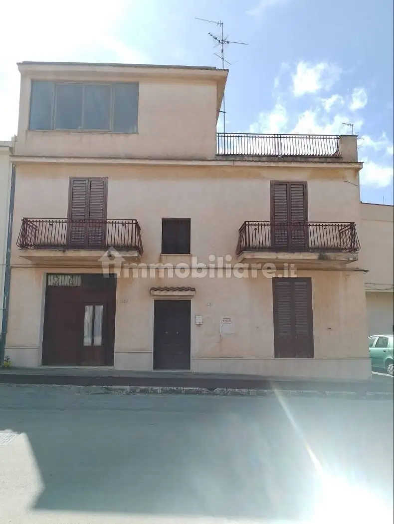 Casa indipendente in vendita a Santa Margherita di Belice