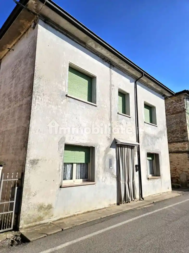 Casa indipendente in vendita a Dosolo