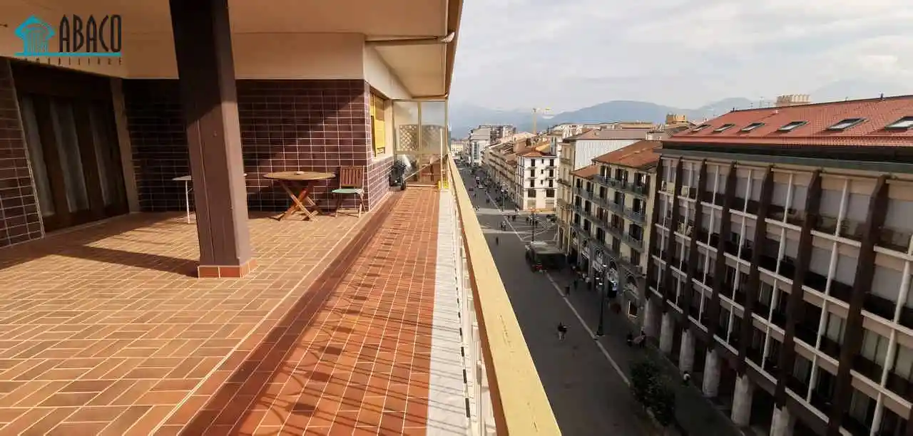 Appartamento via Dante Alighieri 16, Emanuele II, C. Colombo, Morelli e Silvati, Avellino - foto 2