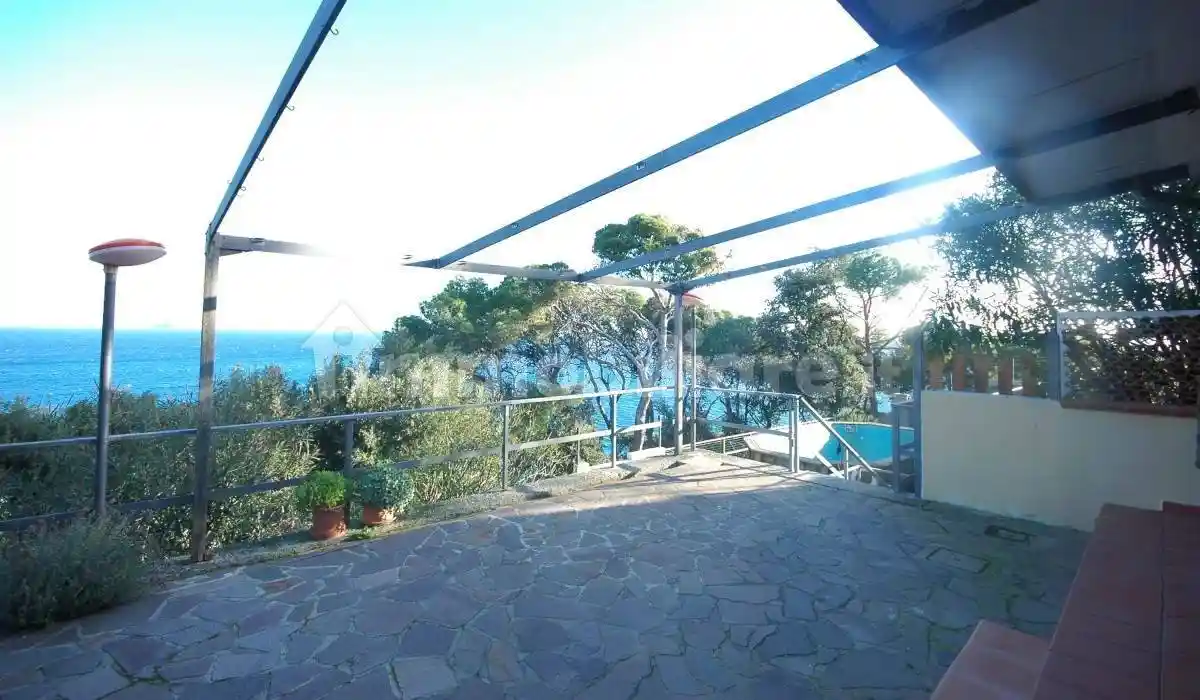 Terratetto unifamiliare via Calabaroccia, Rio - foto 3