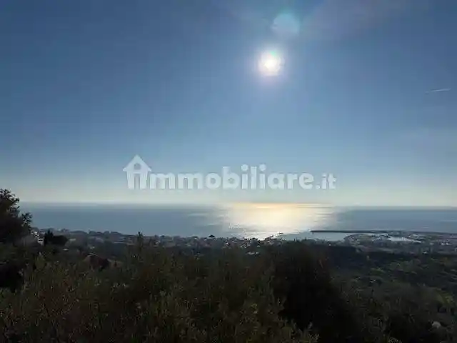 Villa in vendita a Pietra Ligure