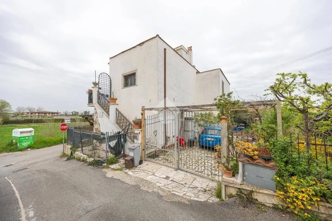 Appartamento in vendita a Guidonia Montecelio