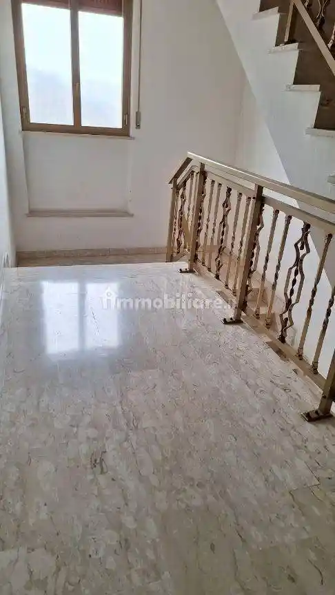 Appartamento via Romanelli, Centro, Bisenti - foto 2