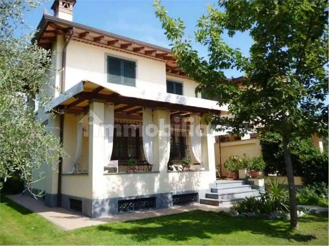 Villa in affitto a Forte dei Marmi
