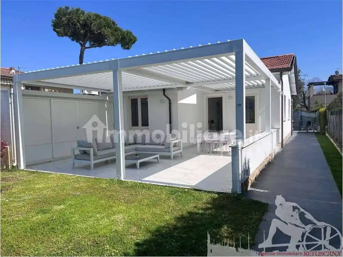 Villa in affitto a Forte dei Marmi