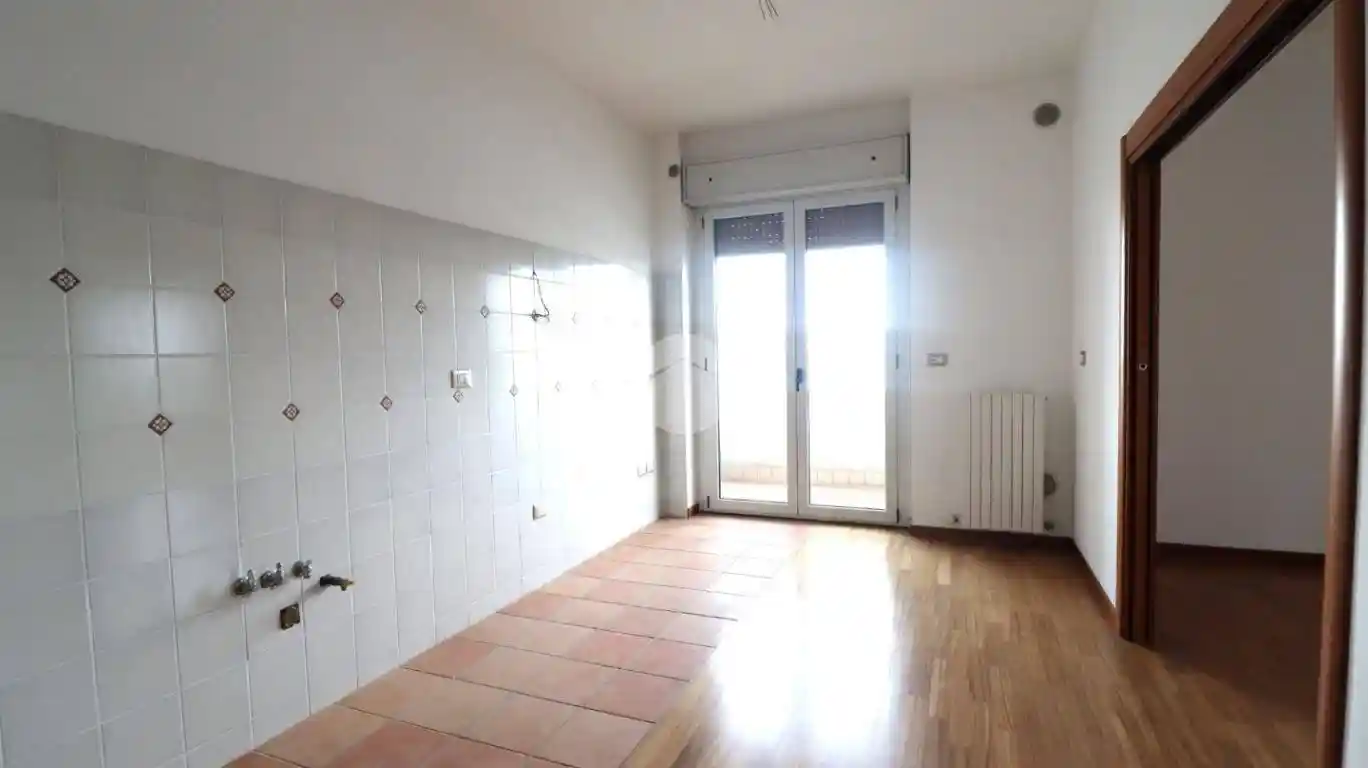 Appartamento via R. Paolucci 47, Via Venezia - Lungofiume Paolucci, Pescara - foto 5