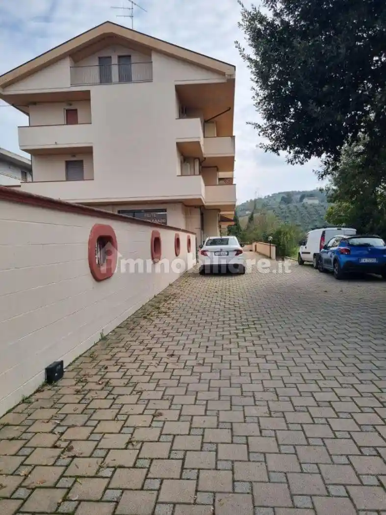 Appartamento via Cristoforo Colombo 38, Moscufo - foto 3