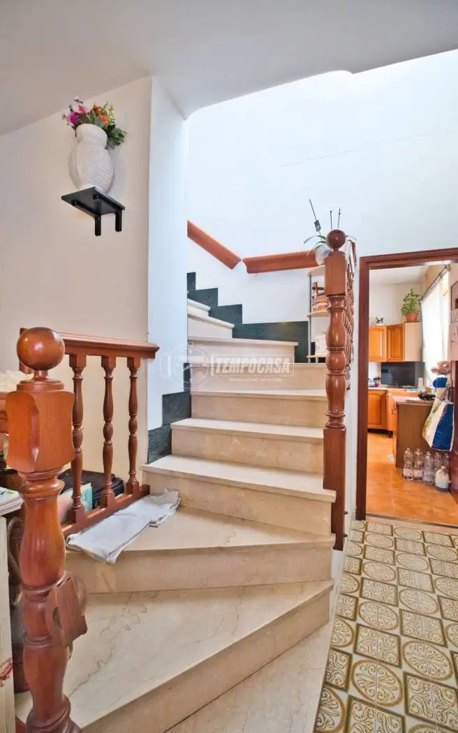 Terratetto unifamiliare 135 m², da ristrutturare, Caresana - foto 4