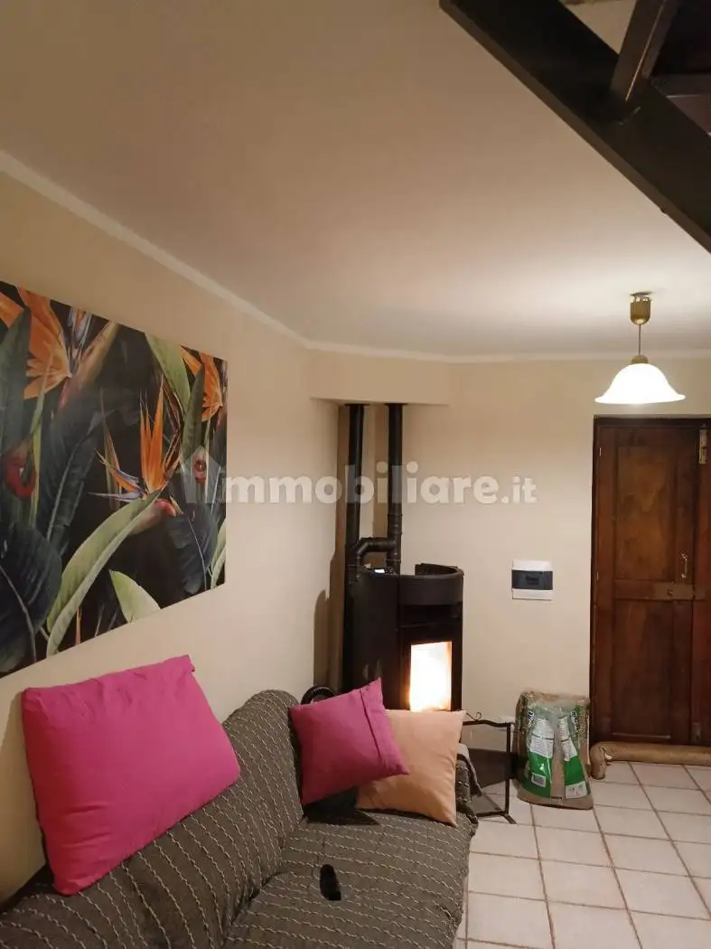 Casa indipendente in vendita a Monteleone di Spoleto