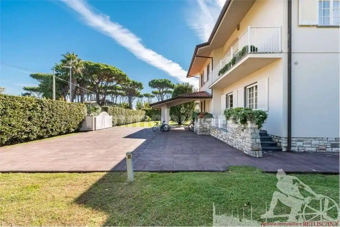 Villa unifamiliare, ottimo stato, 450 m², Roma Imperiale, Forte dei Marmi - foto 5
