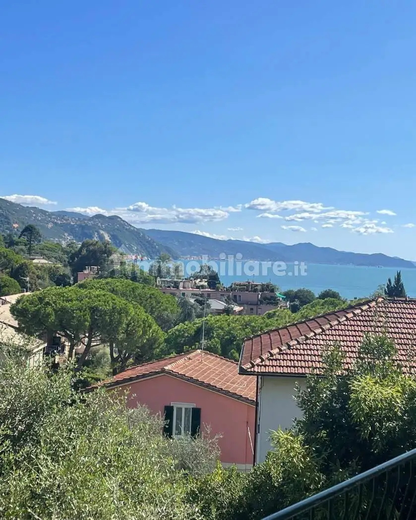 Appartamento in affitto a Rapallo