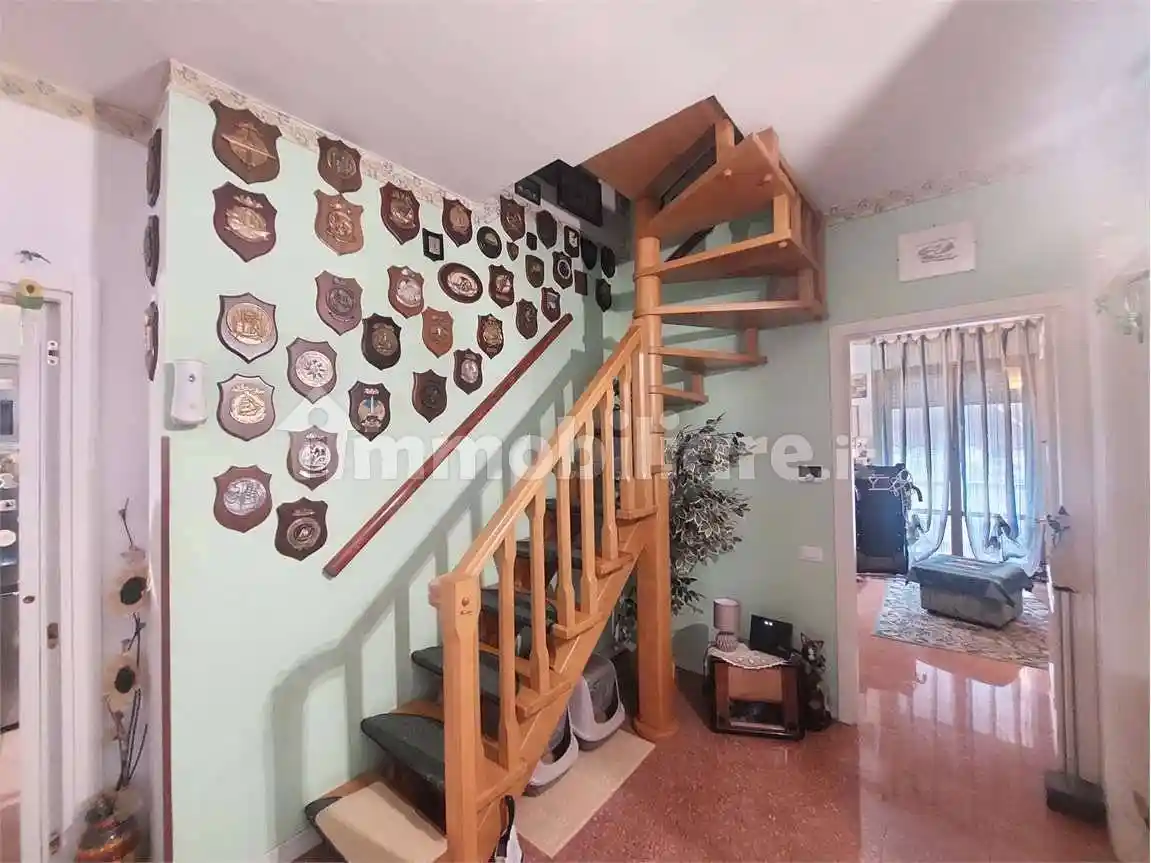 Appartamento in vendita a Sarzana