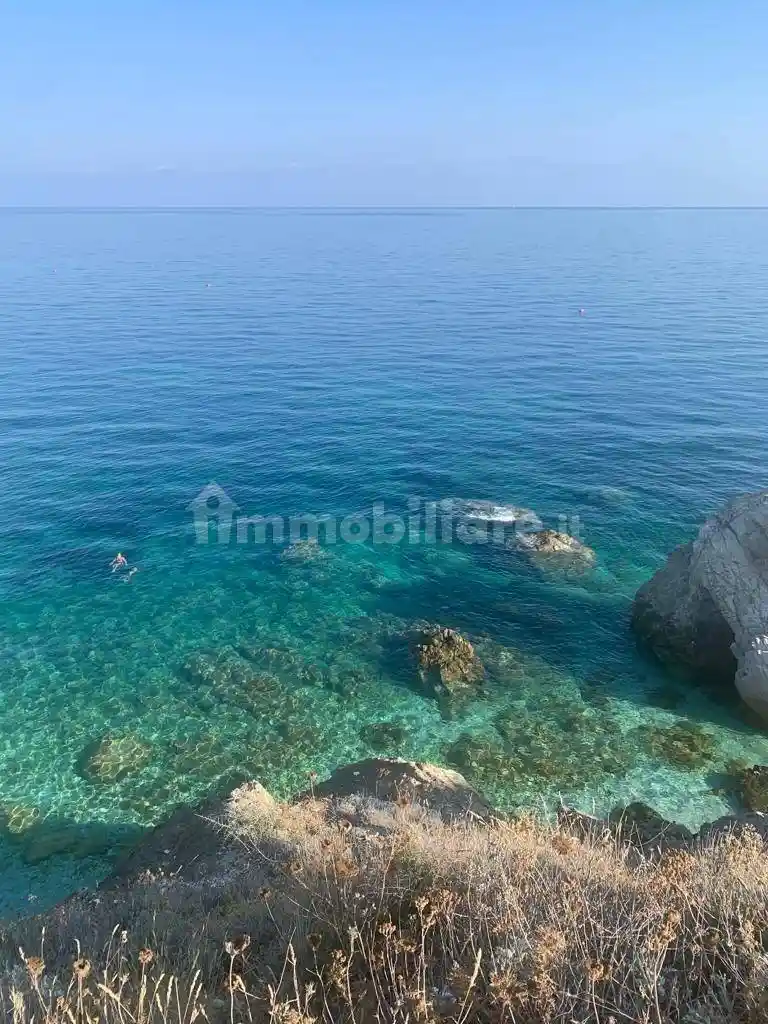 Appartamento in affitto a Campo nell'Elba