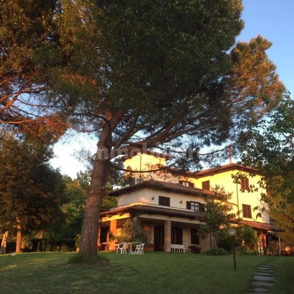 Villa in vendita a Castel Boglione
