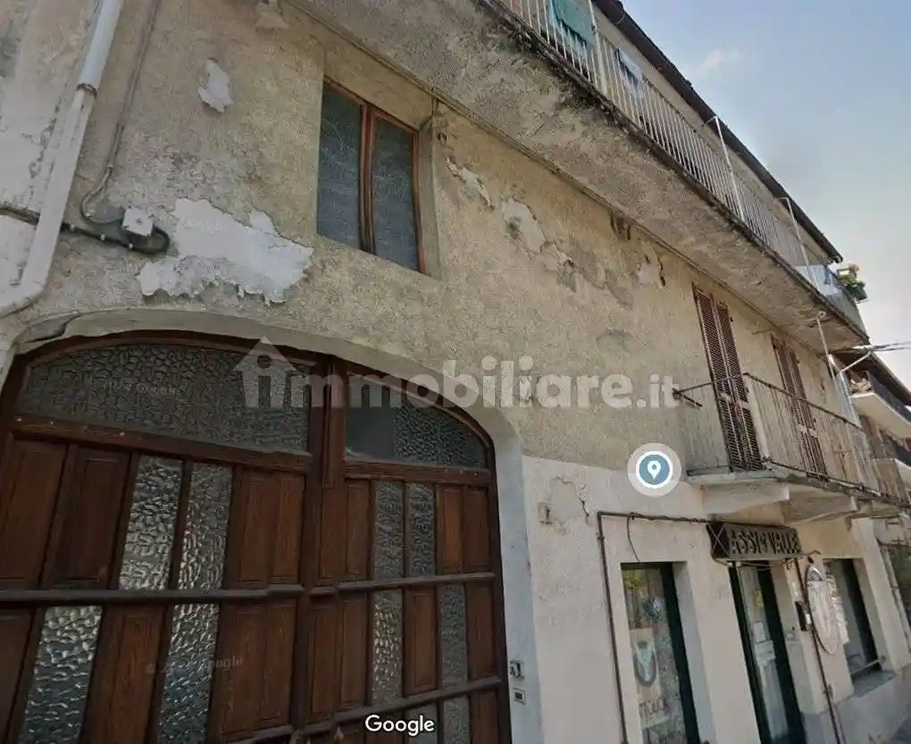 Palazzo - Edificio in vendita a Lanzo Torinese