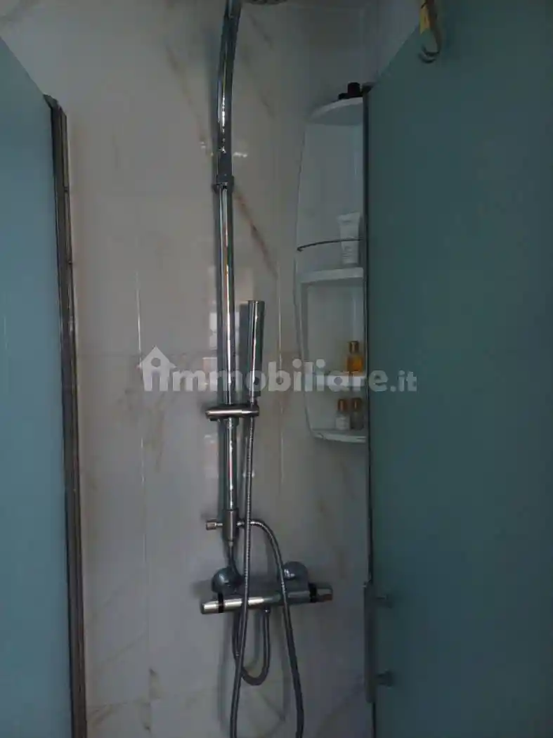 Quadrilocale via Bari 12, Piazza Salotto - Corso Umberto, Pescara - foto 2