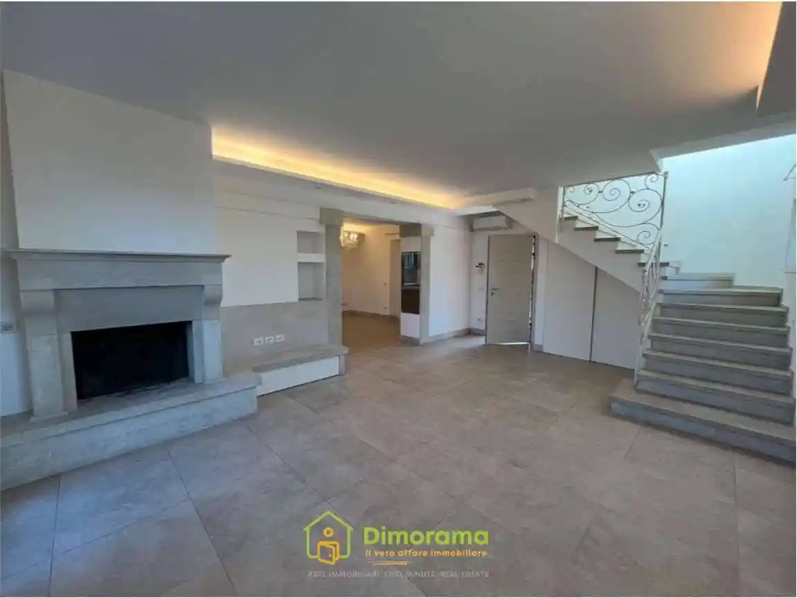 Villa unifamiliare, ottimo stato, 280 m², Colle di Covignano, Rimini - foto 2