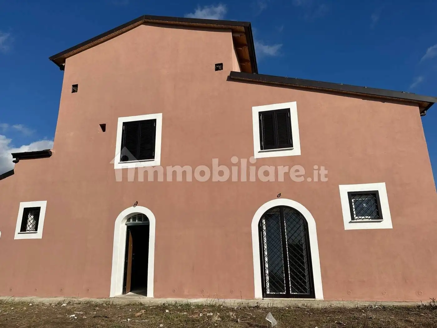 Casale Strada Nazionale Appia, Carinola