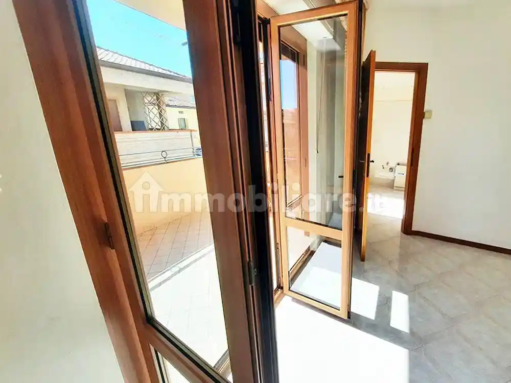 Quadrilocale via Fratelli Bandiera, Centro, Alba Adriatica - foto 4