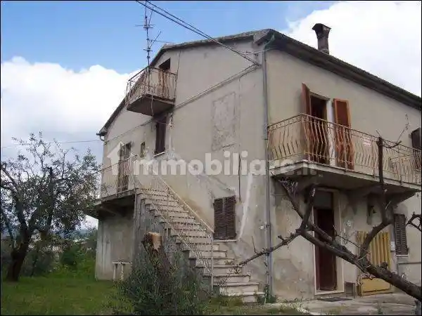 Casa indipendente in vendita a Ascoli Piceno