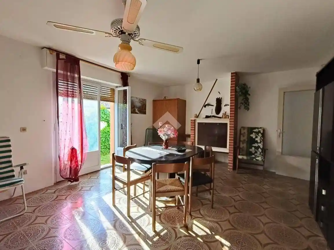 Casa indipendente in vendita a Gualdo Tadino