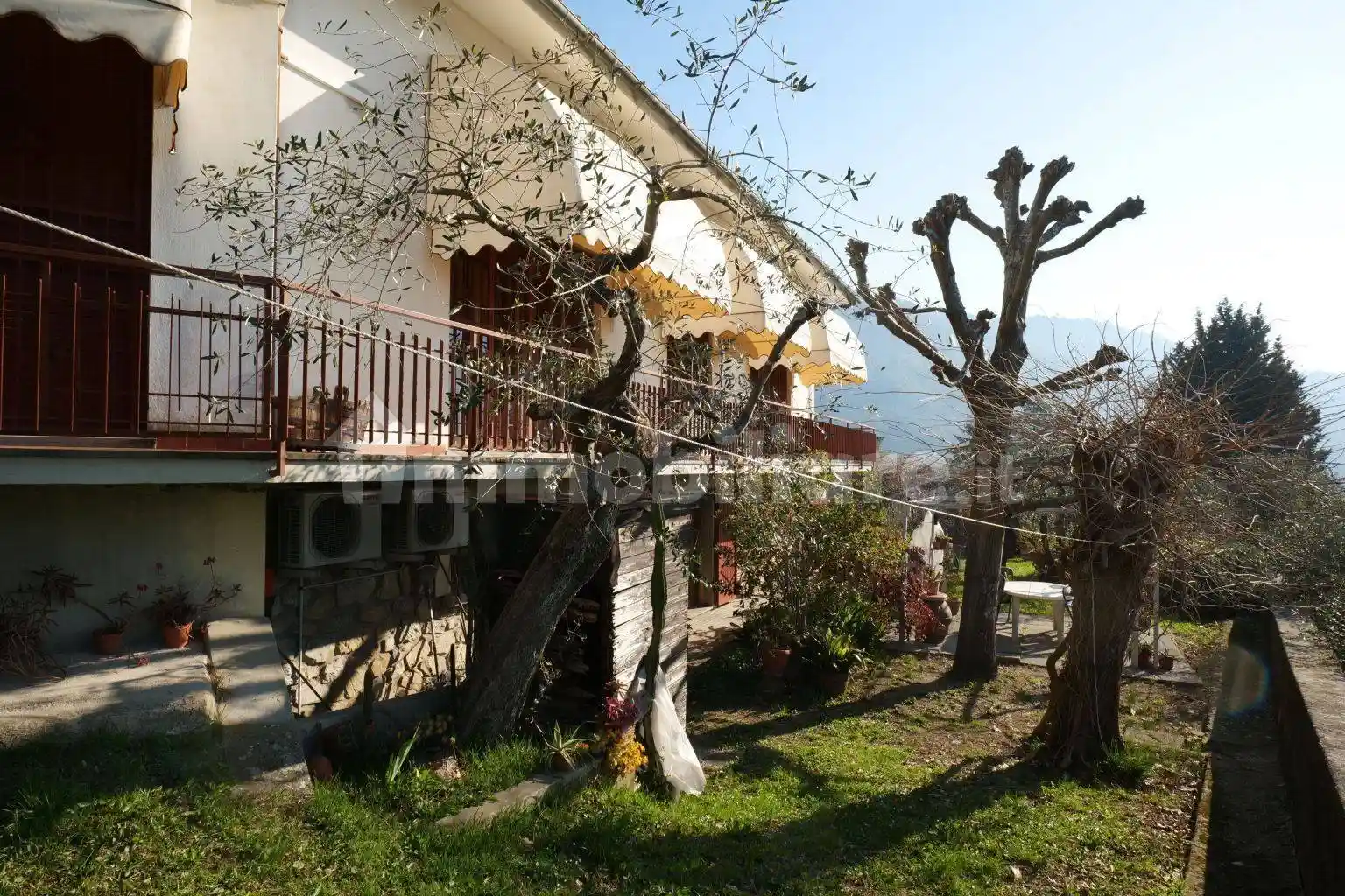 Villa in vendita a Pescia