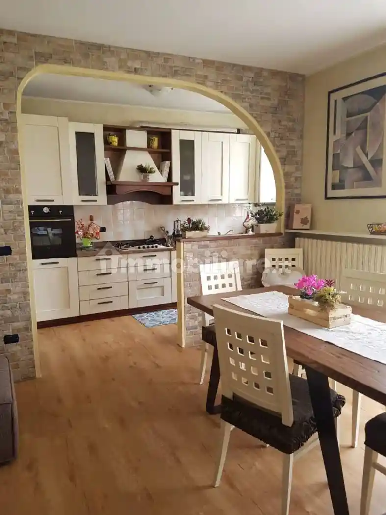 Trilocale via Sandro Pertini 1, Castelmassa - foto 2