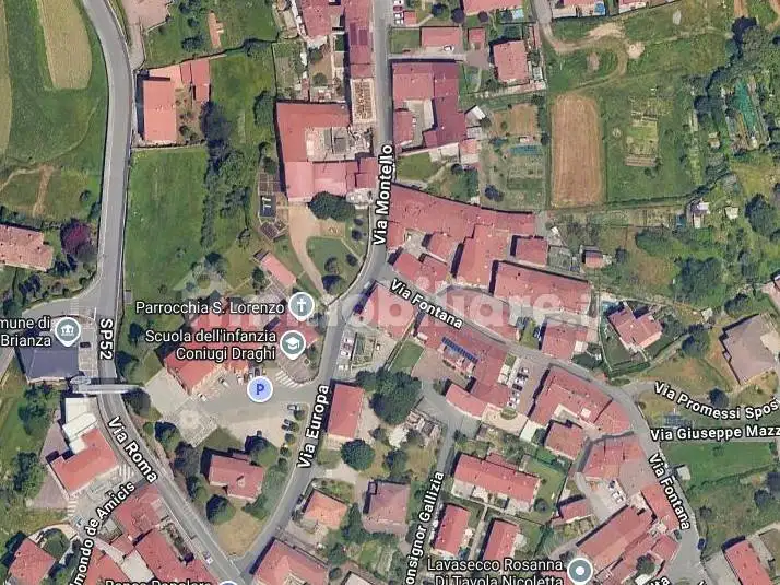 Appartamento in vendita a Castello di Brianza