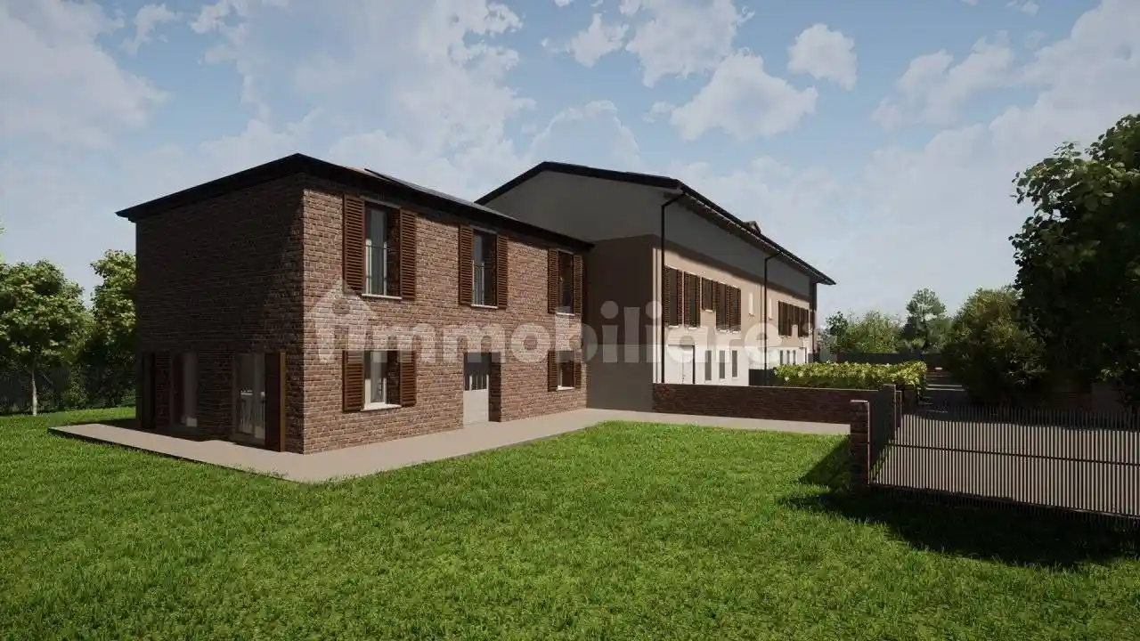 Casa indipendente in vendita a Parma