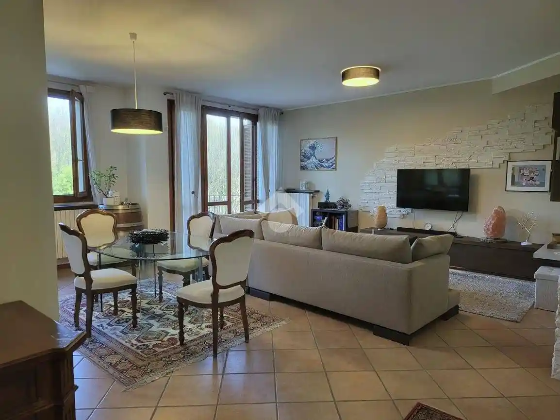 Villa in vendita a Besana in Brianza