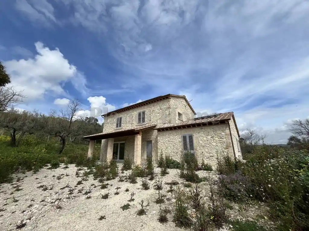 Rustico - Casale in vendita a Amelia