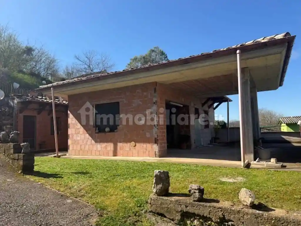 Villa in vendita a Castel Madama