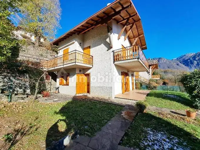 Appartamento in vendita a Algua