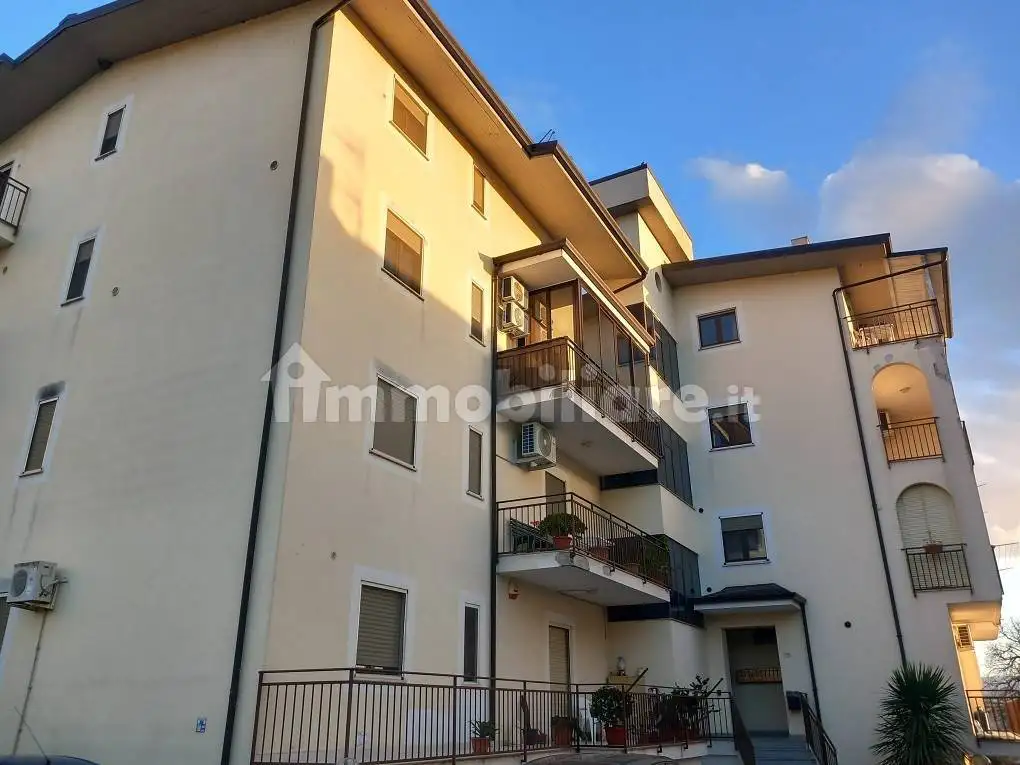 Appartamento in vendita a Rose