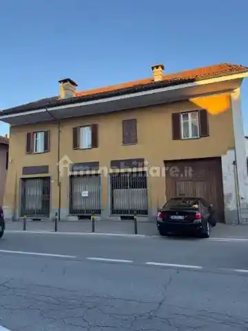 Palazzo - Edificio in vendita a Carignano