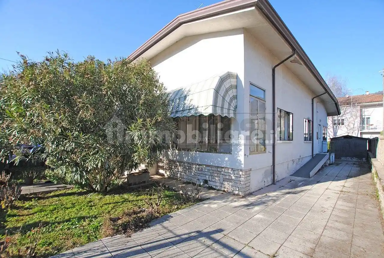 Villa in vendita a Cornedo Vicentino