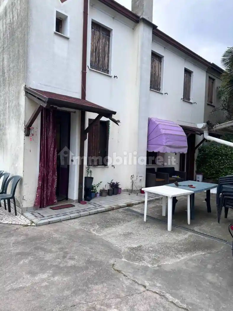 Villa in vendita a Tribano