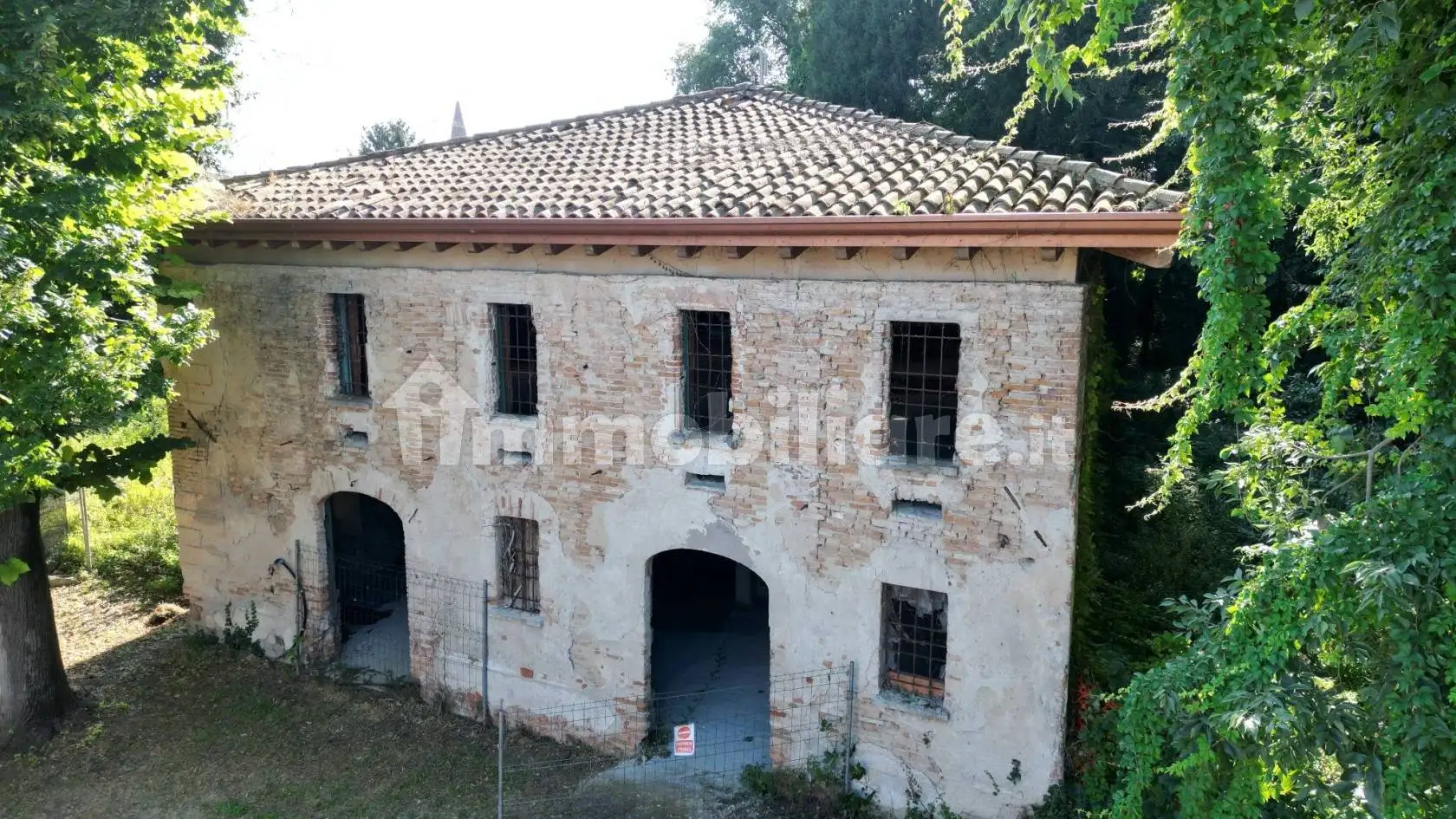 Palazzo - Edificio in vendita a Guidizzolo