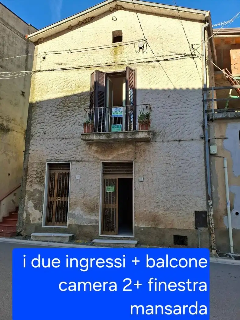 Casa indipendente in vendita a Solopaca