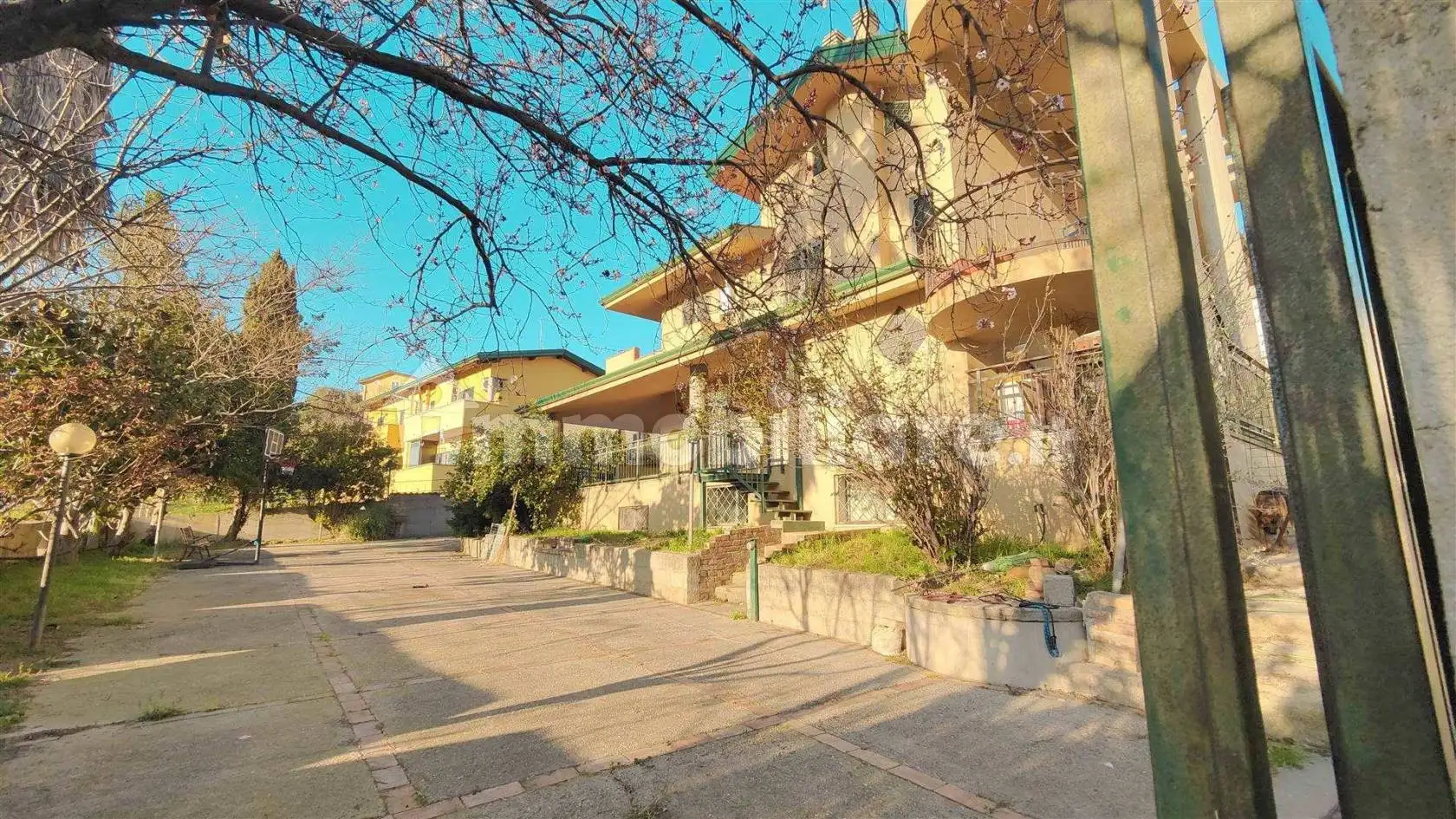 Villa in vendita a Castrolibero