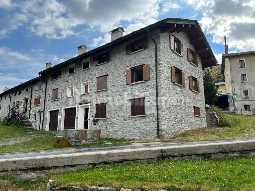 Appartamento in vendita a Campodolcino