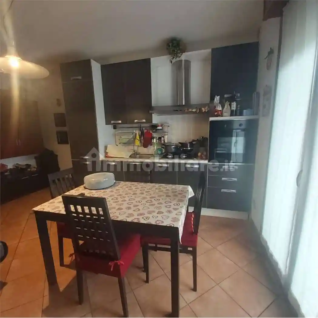 Bilocale buono stato, primo piano, Farnesiana, Piacenza - foto 3