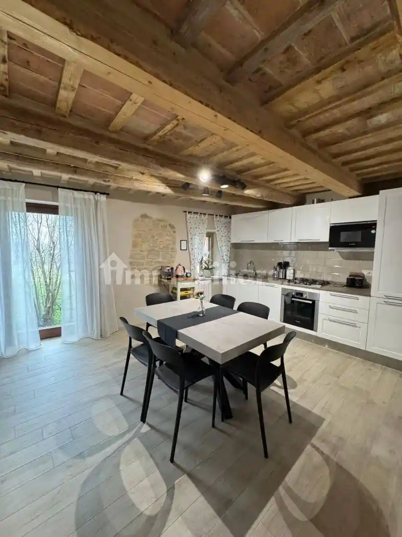 Casa indipendente in vendita a Cingoli