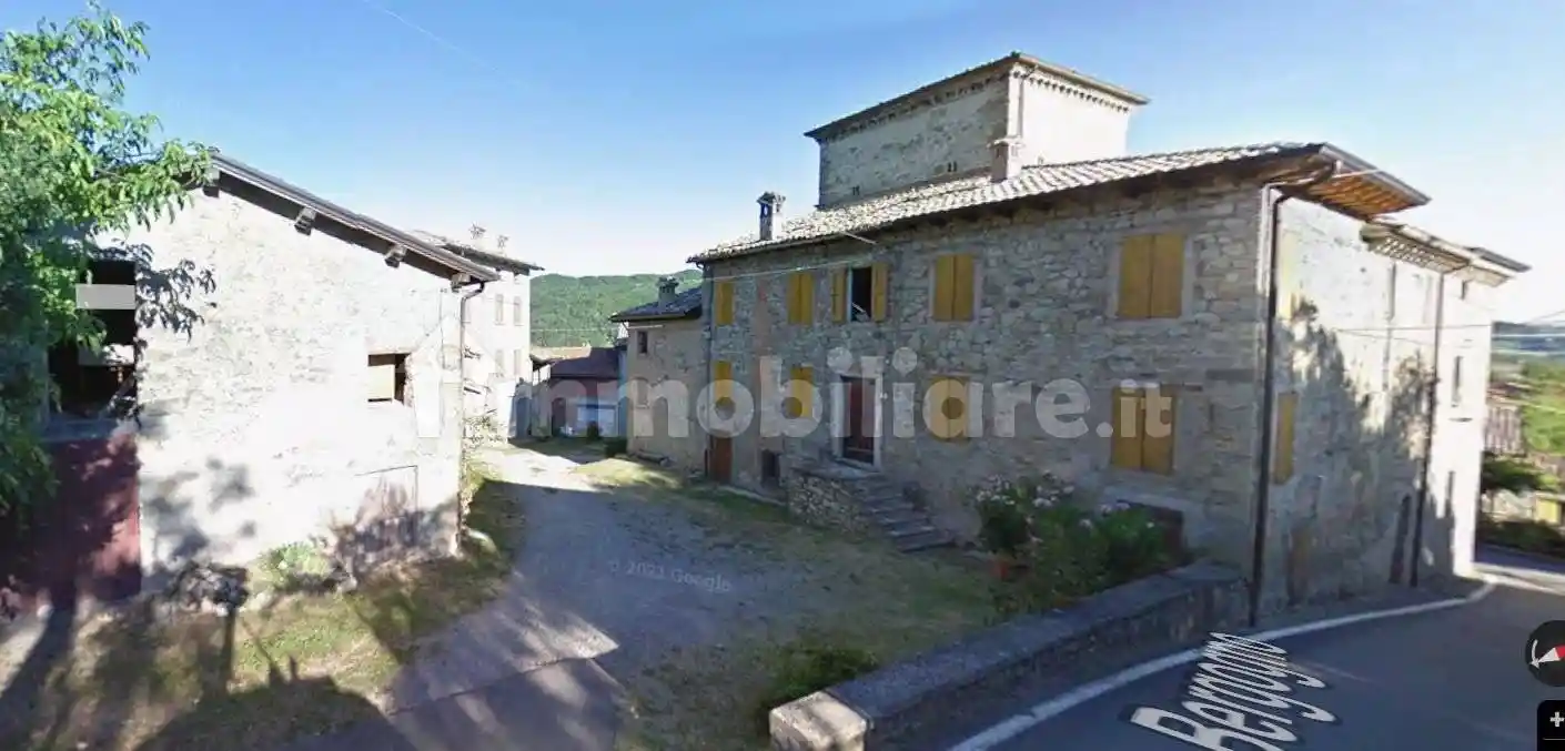 Rustico - Casale in vendita a Casina