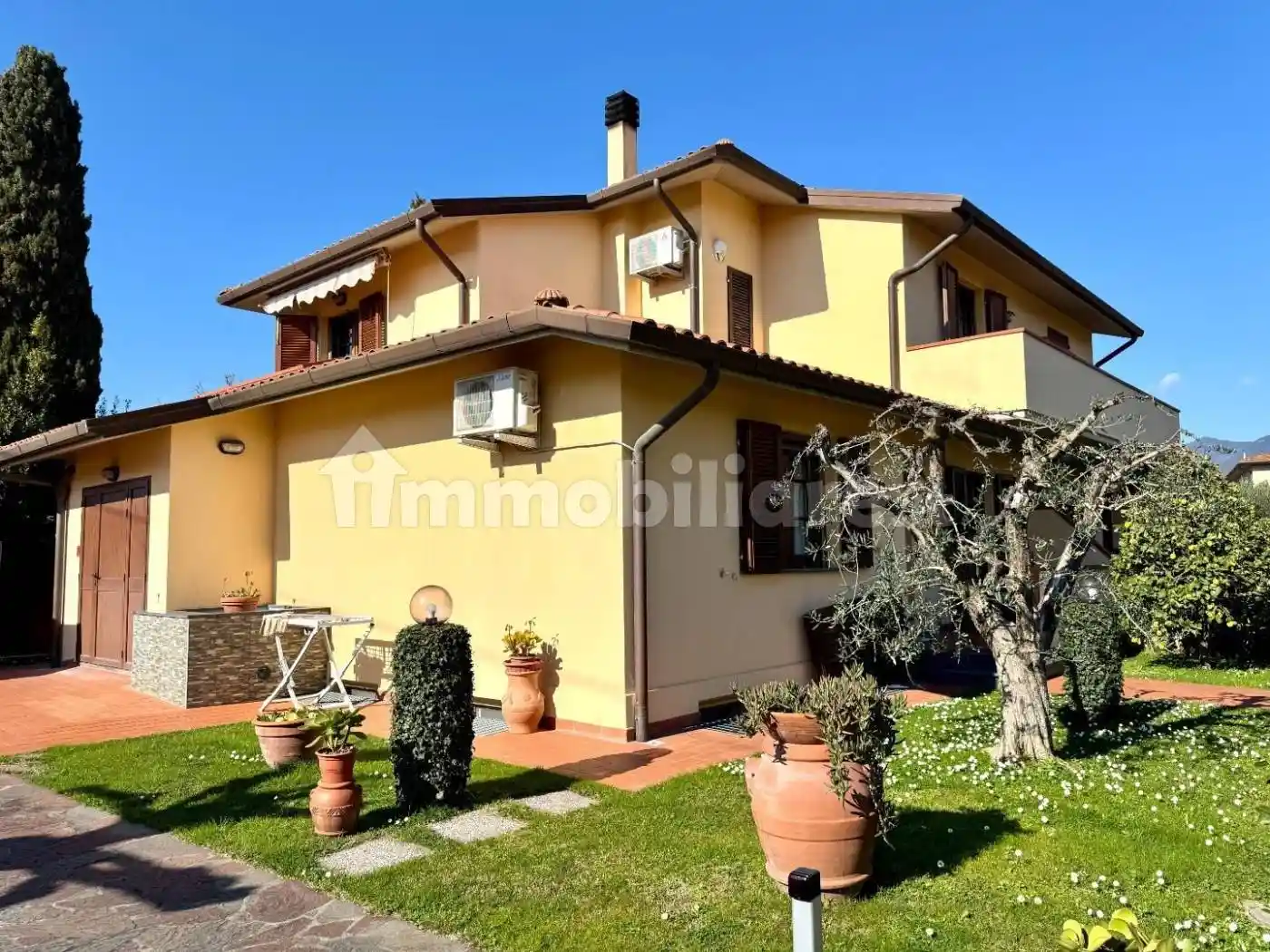 Villetta a schiera in vendita a Cascina