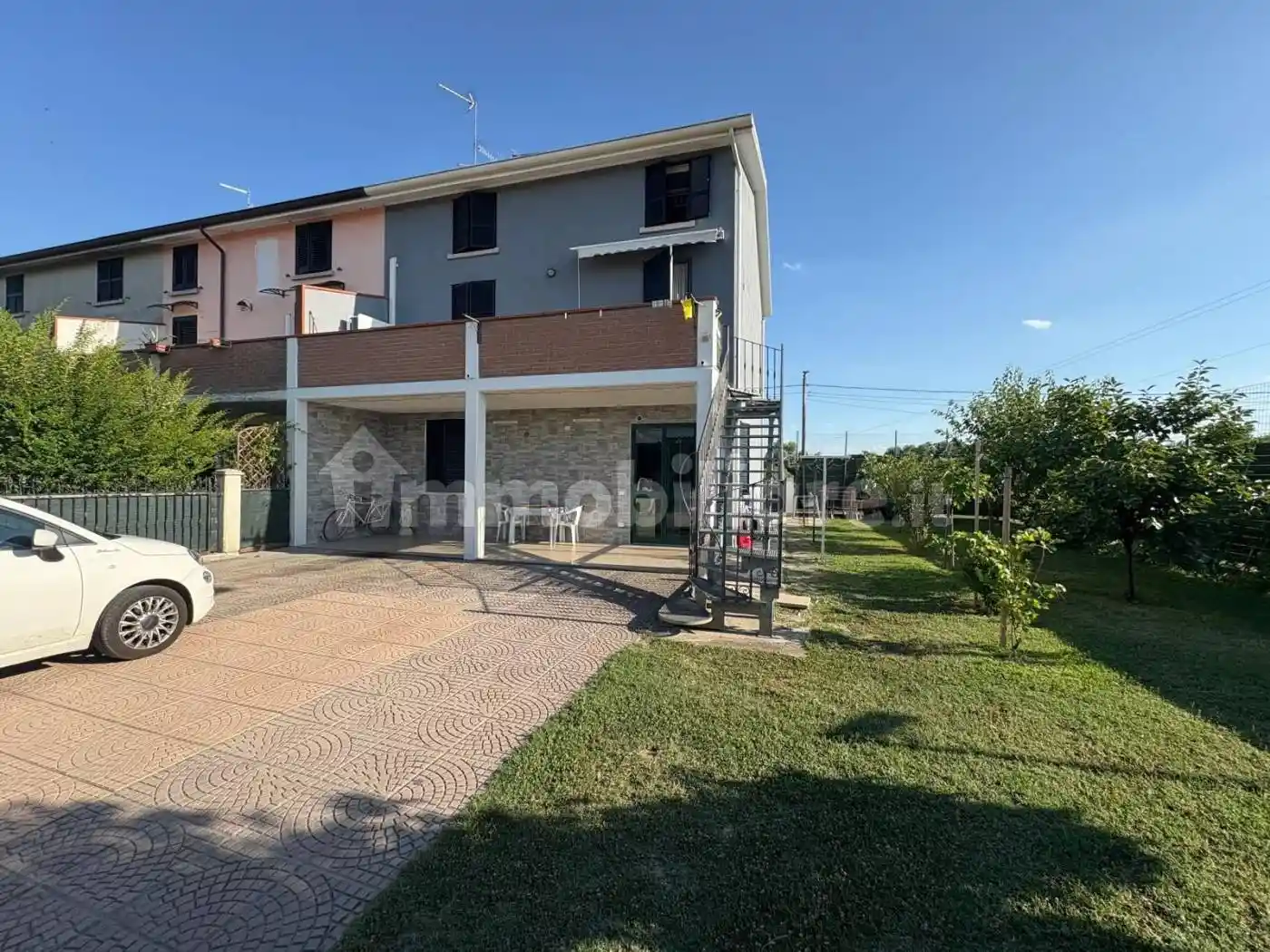 Villetta a schiera in vendita a Gualtieri