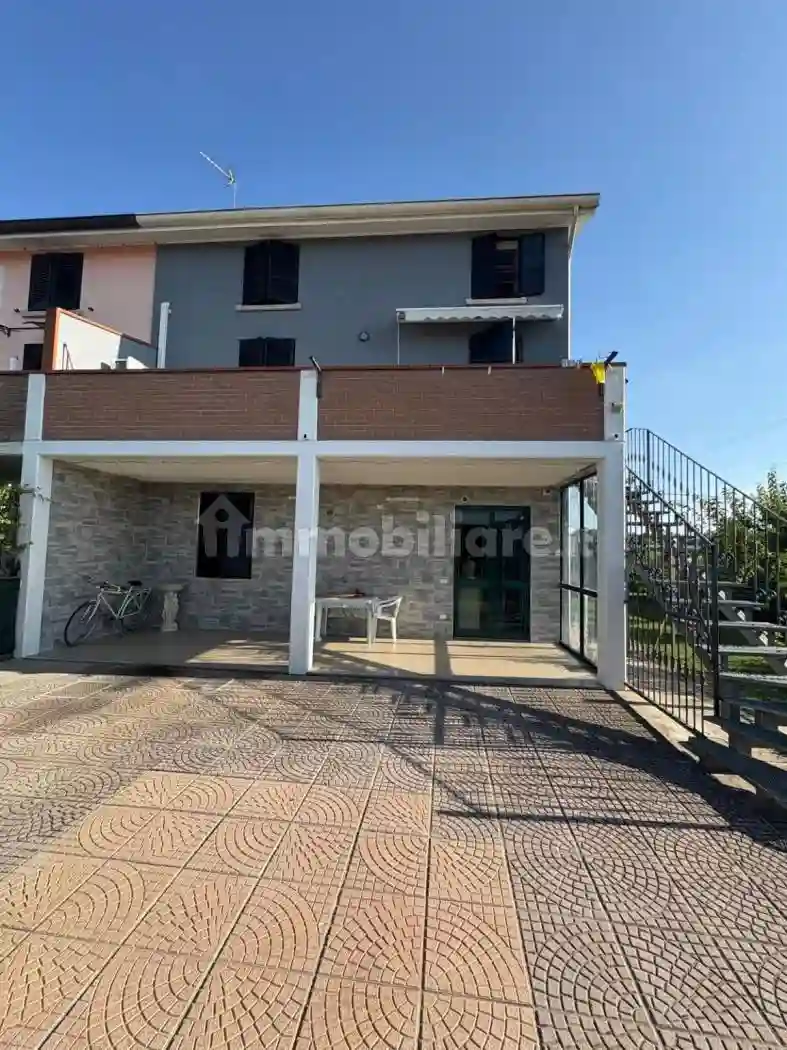 Villetta a schiera - foto 2